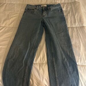Abercrombie & Fitch Mid Rise Blue Jeans